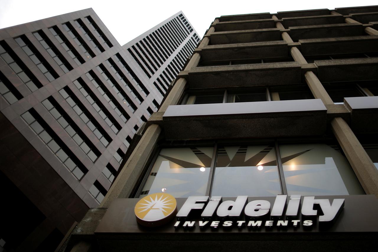 Photo of Fidelity Investments Turns Infidel! Sells Shares Worth Over 820 Crore Rupees of LIC Housing Finance Corporation